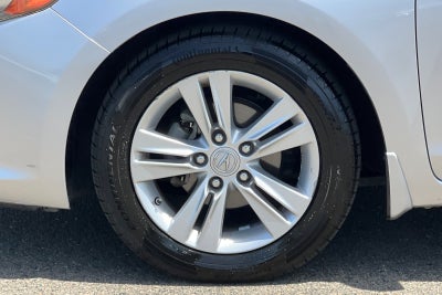 2013 Acura ILX Hybrid Tech Pkg
