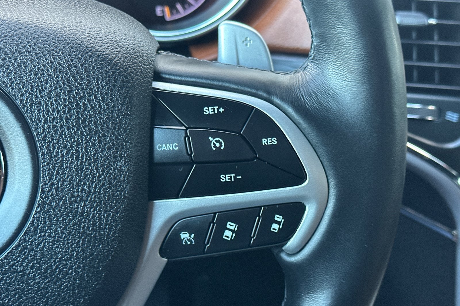 2018 Jeep Grand Cherokee Summit