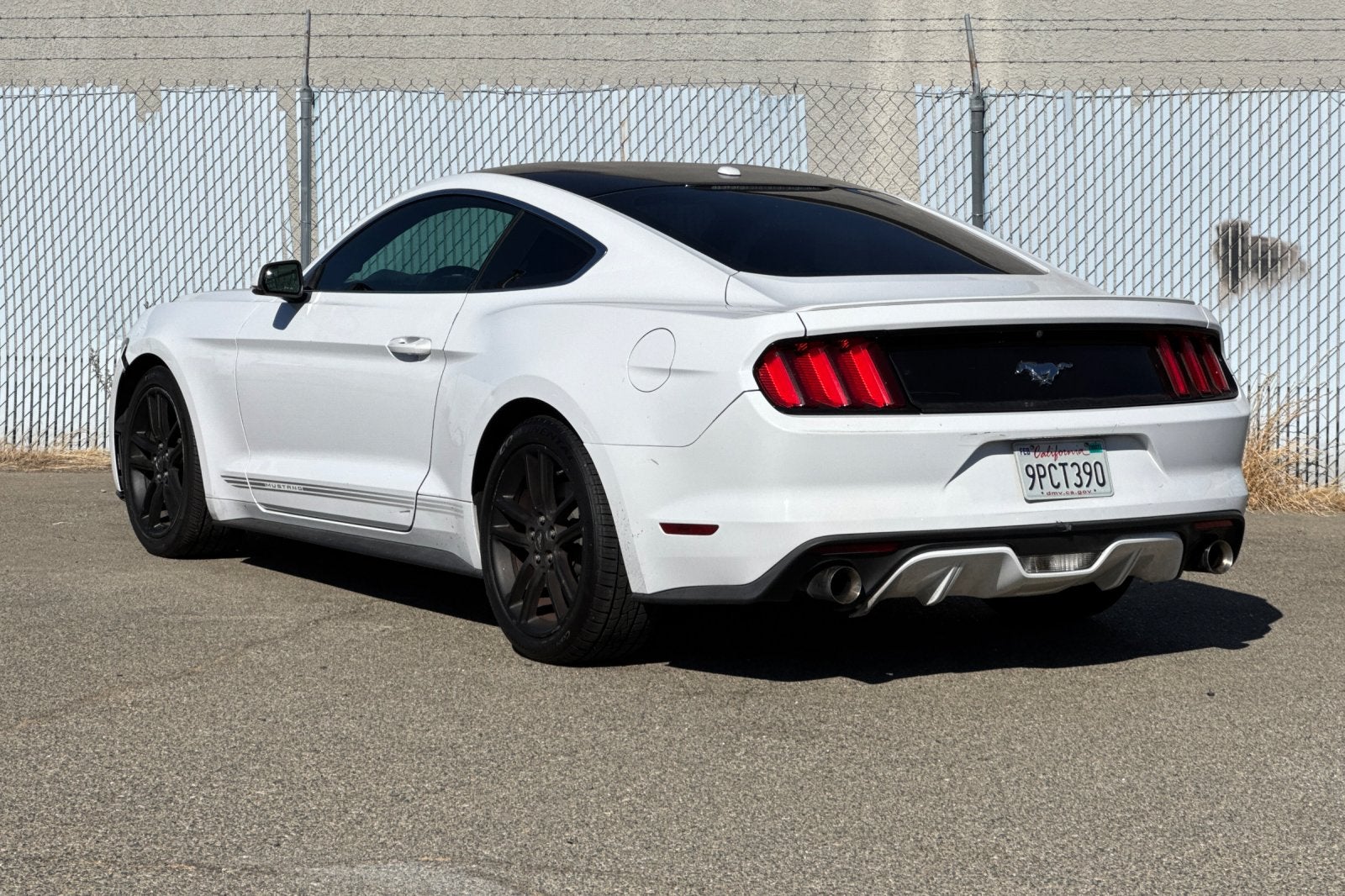 2016 Ford Mustang EcoBoost Premium