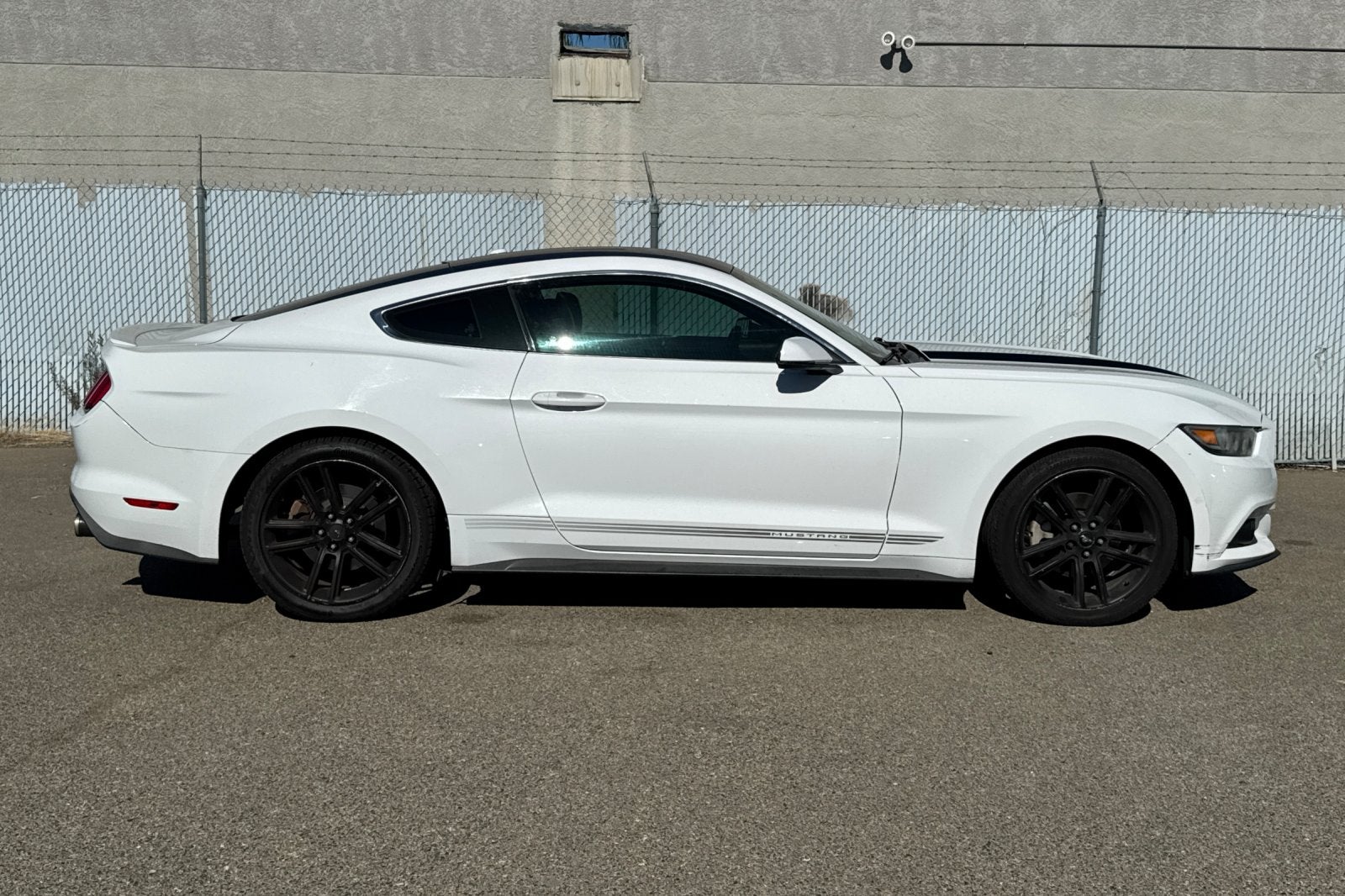 2016 Ford Mustang EcoBoost Premium