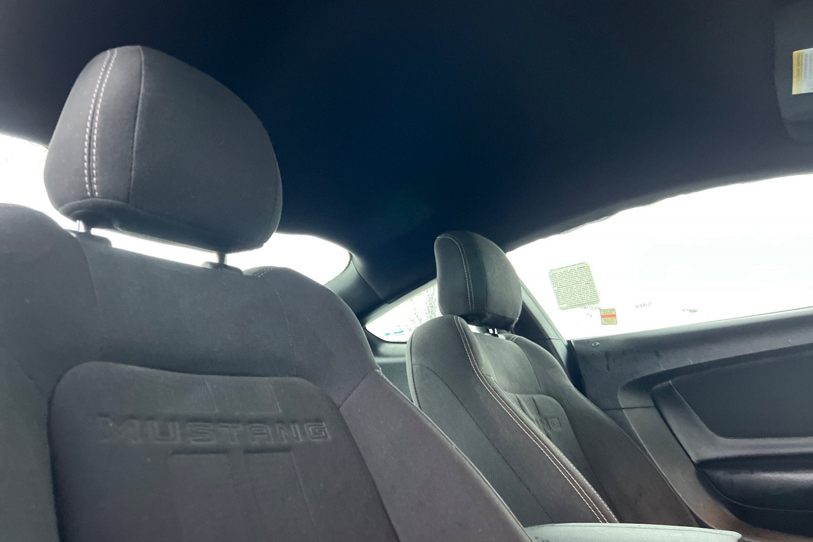 2021 Ford Mustang EcoBoost