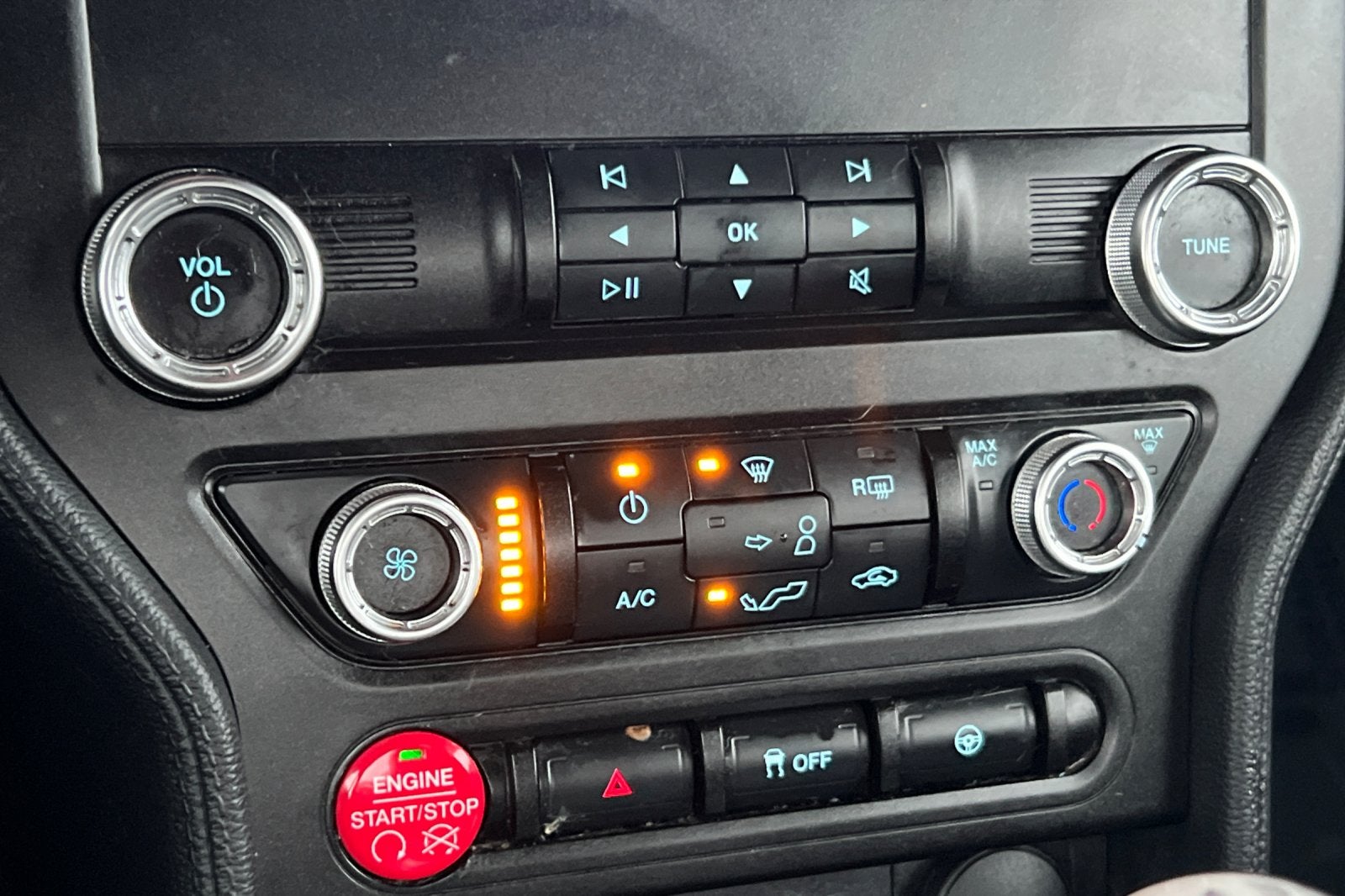 2021 Ford Mustang EcoBoost