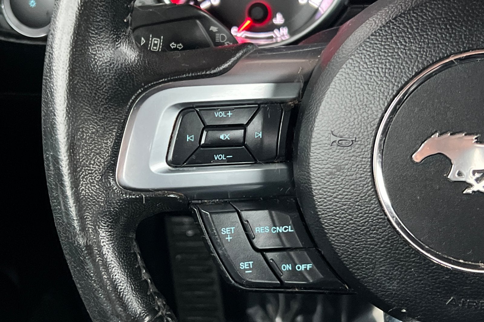 2021 Ford Mustang EcoBoost