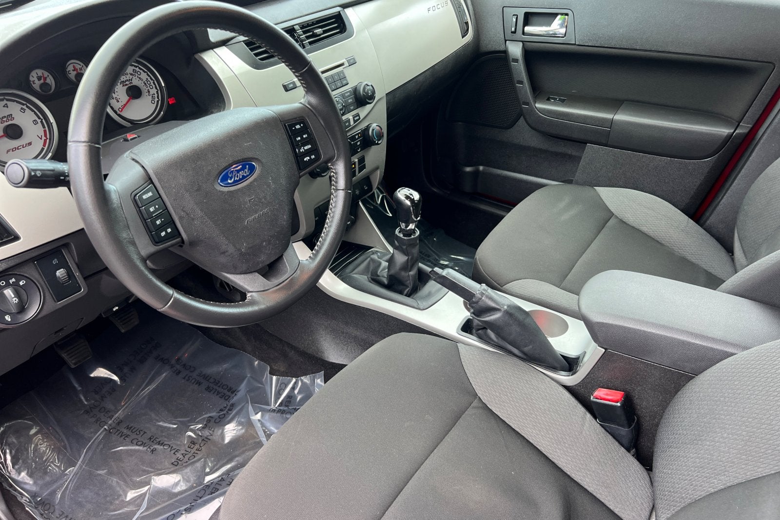 2009 Ford Focus SES