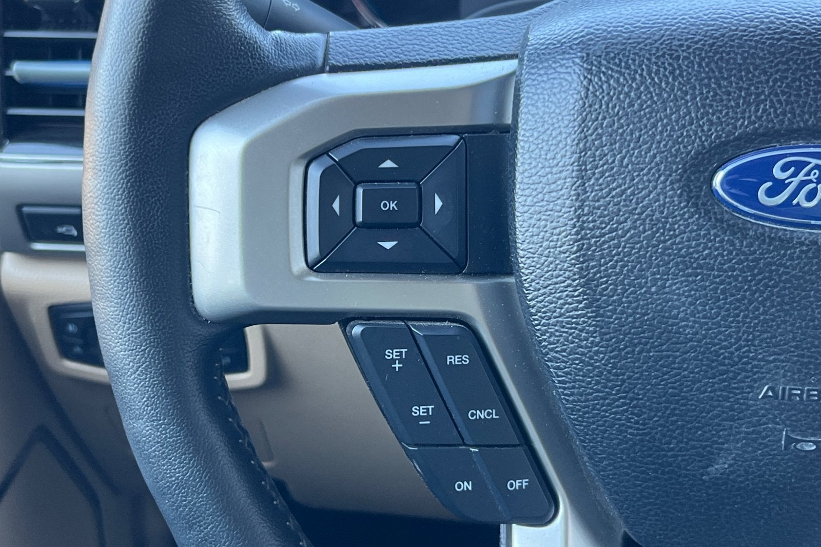 2021 Ford Super Duty F-250 SRW LARIAT