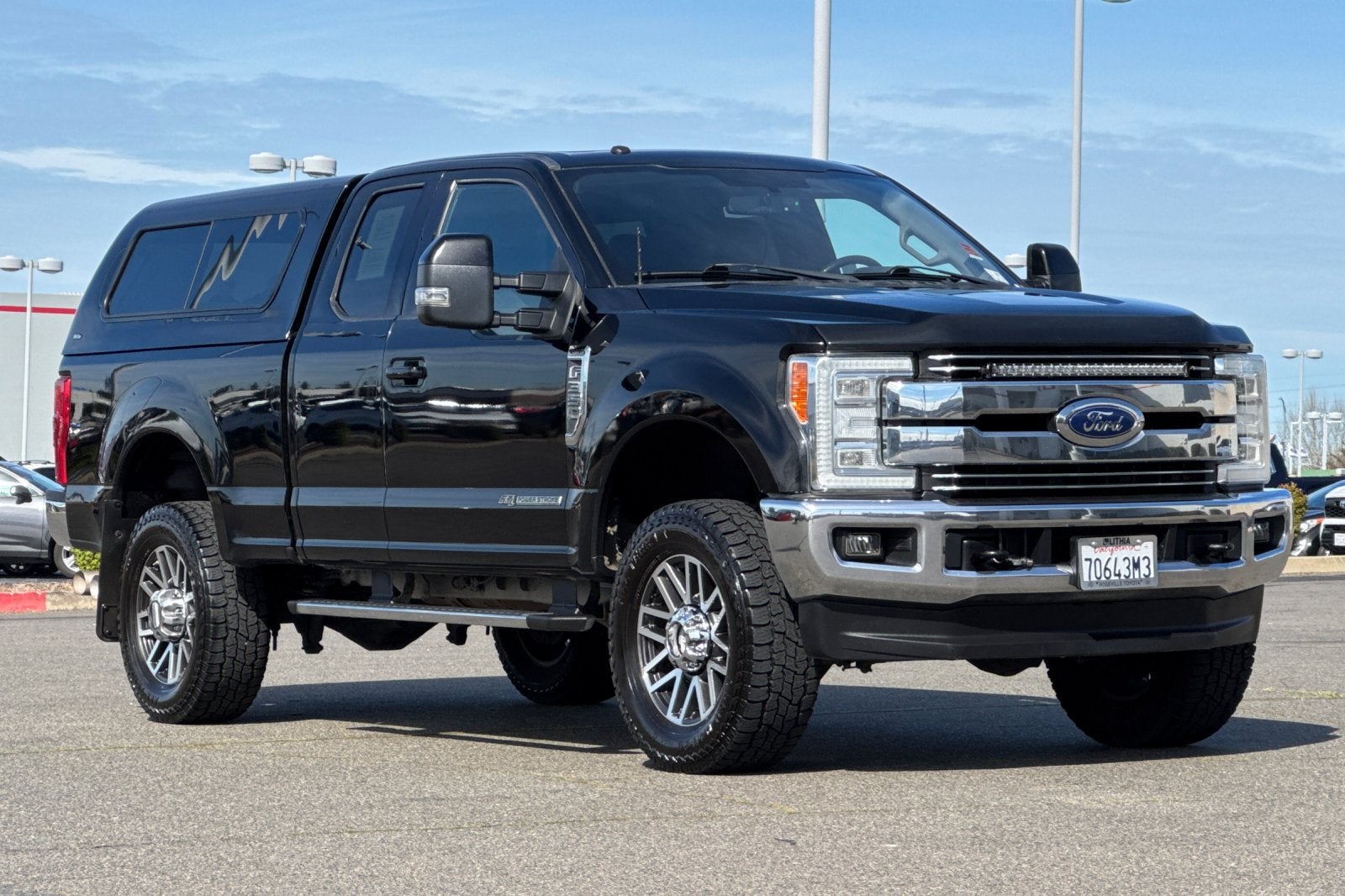 2017 Ford Super Duty F-350 SRW Lariat
