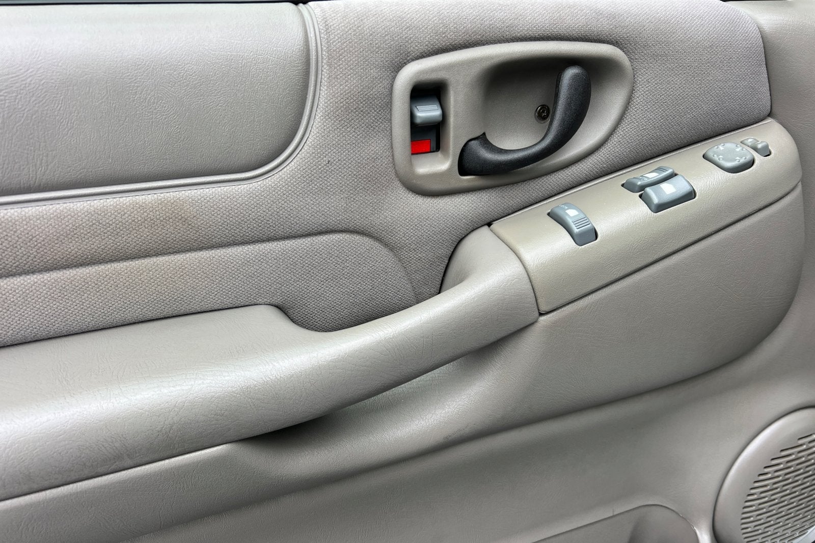 2003 Chevrolet S-10 LS