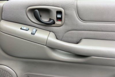 2003 Chevrolet S-10 LS