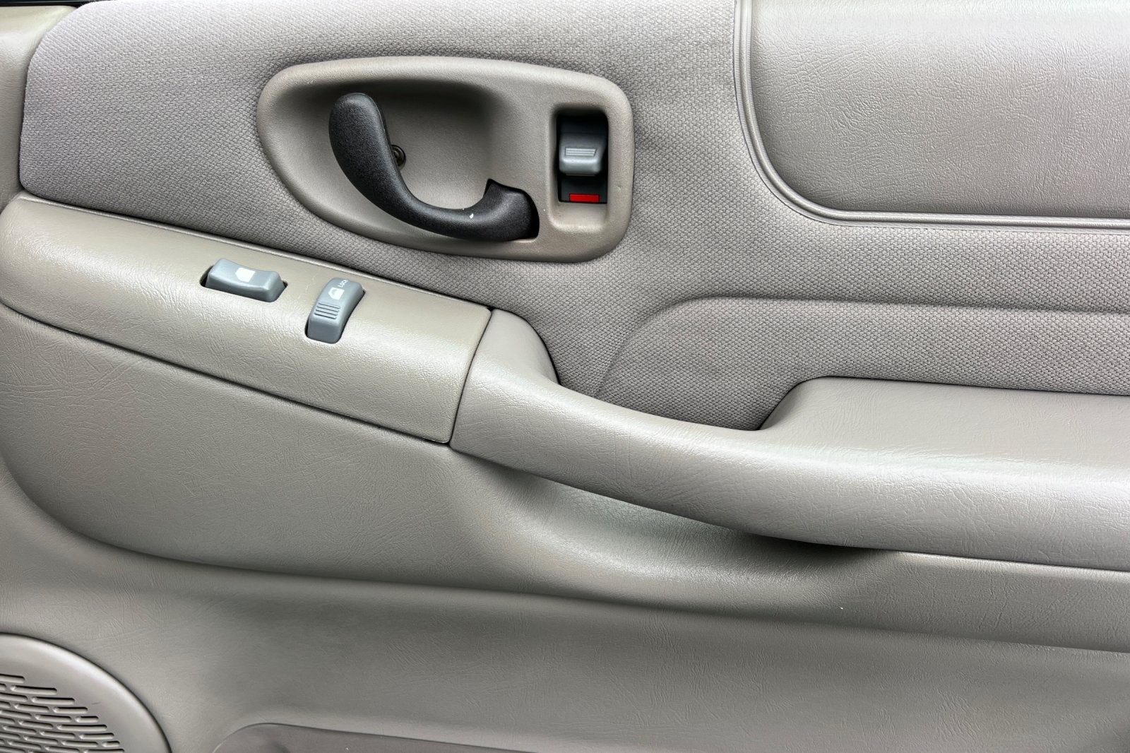 2003 Chevrolet S-10 LS