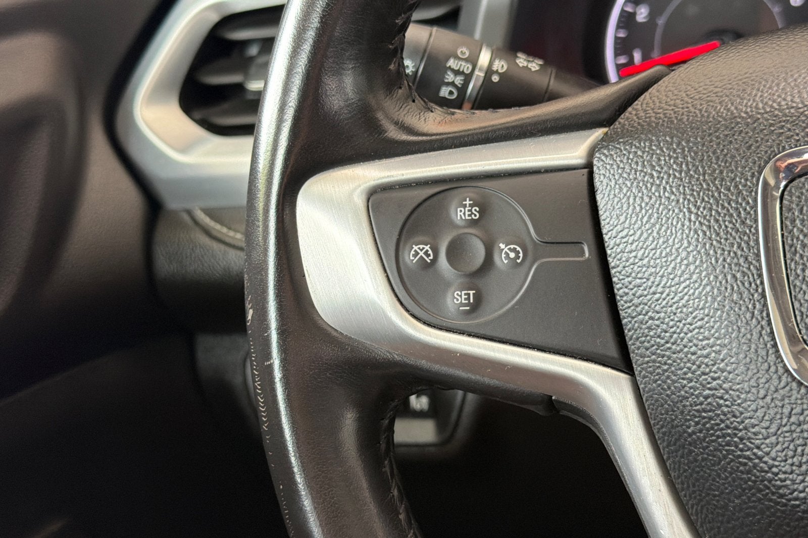 2019 GMC Acadia SLT