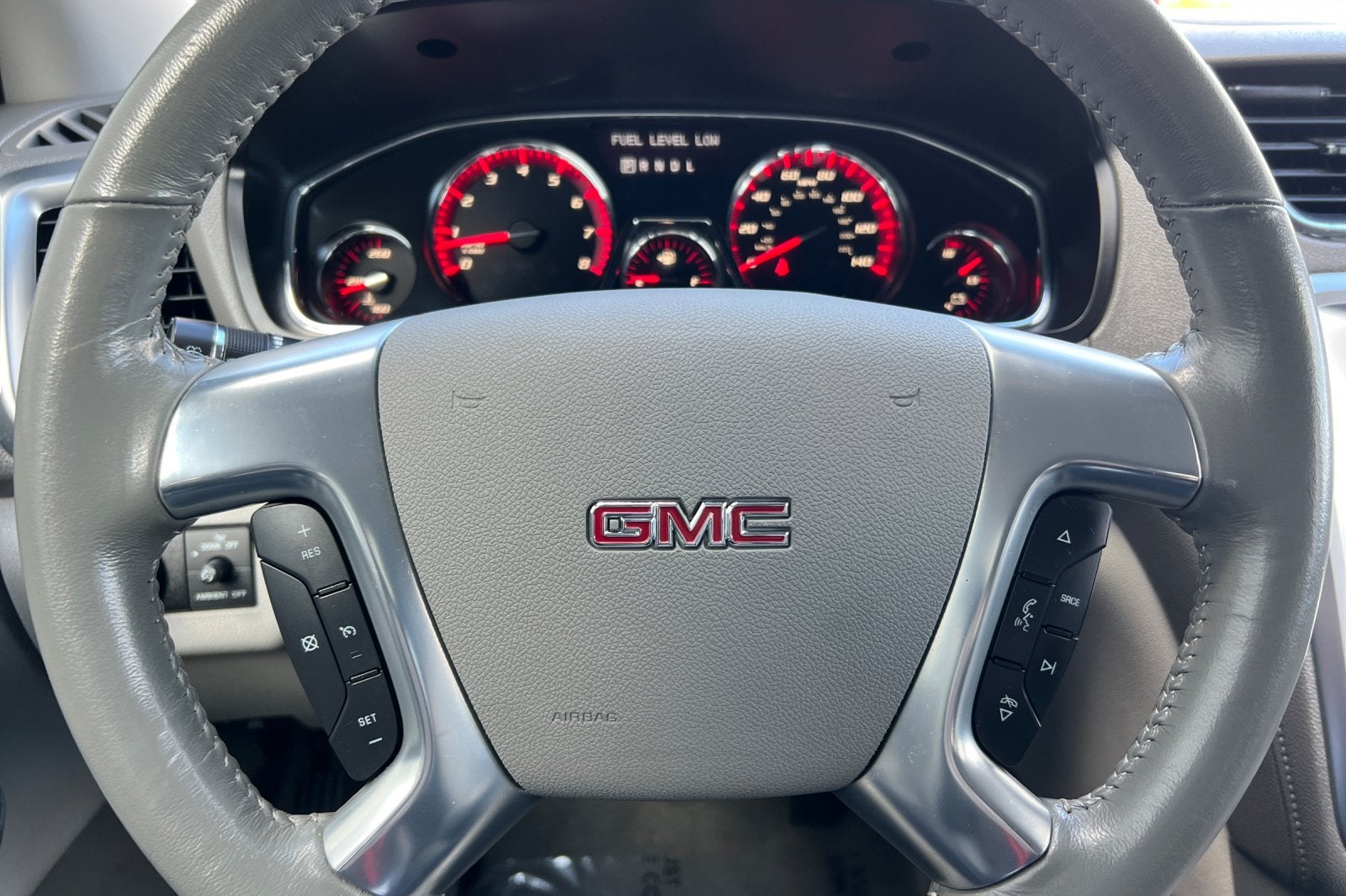2016 GMC Acadia SLE