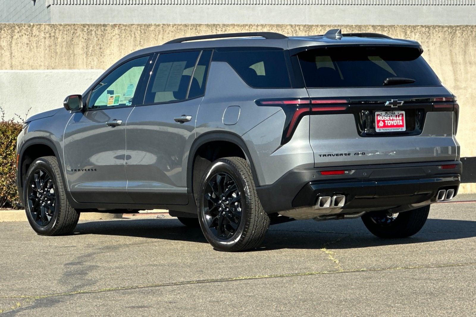 2026 Chevrolet Traverse AWD LT