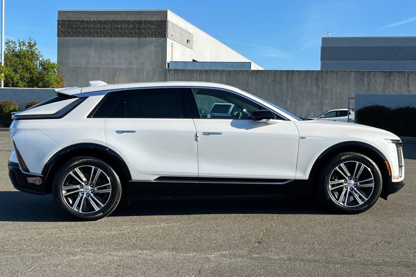 2024 Cadillac LYRIQ Luxury