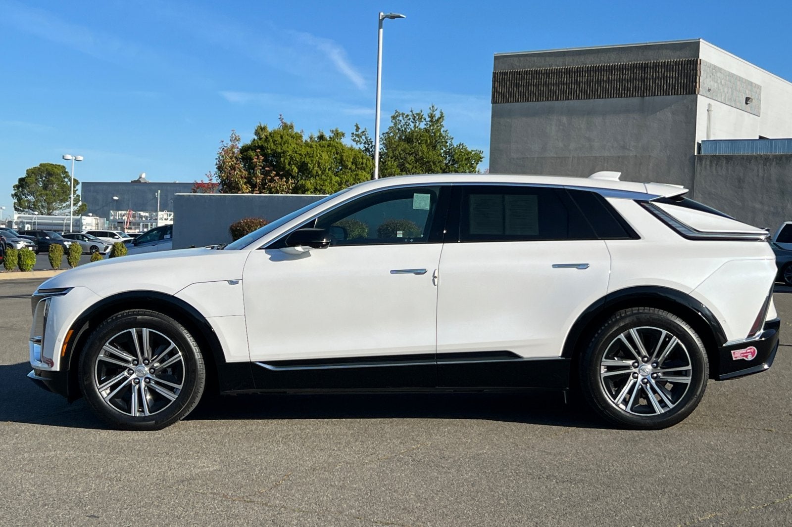 2024 Cadillac LYRIQ Luxury