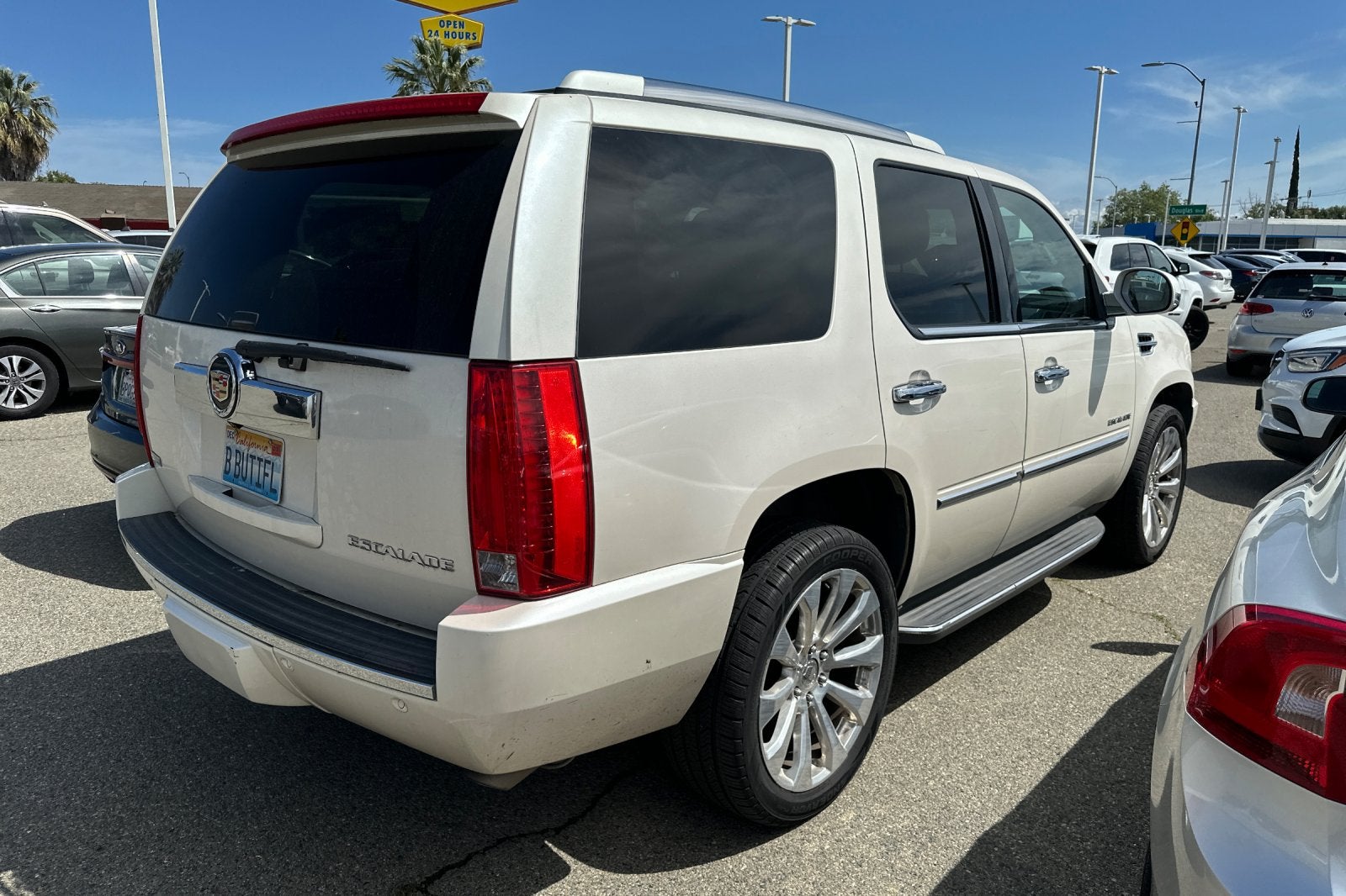2011 Cadillac Escalade Base