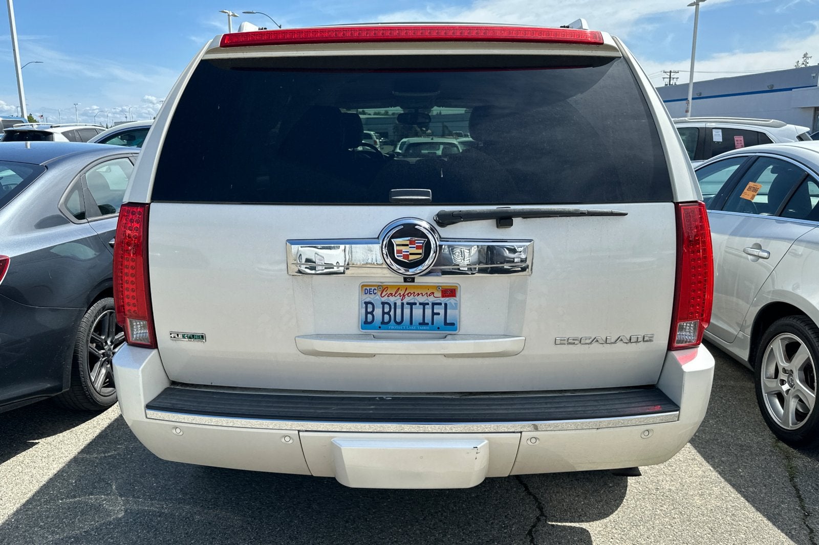 2011 Cadillac Escalade Base