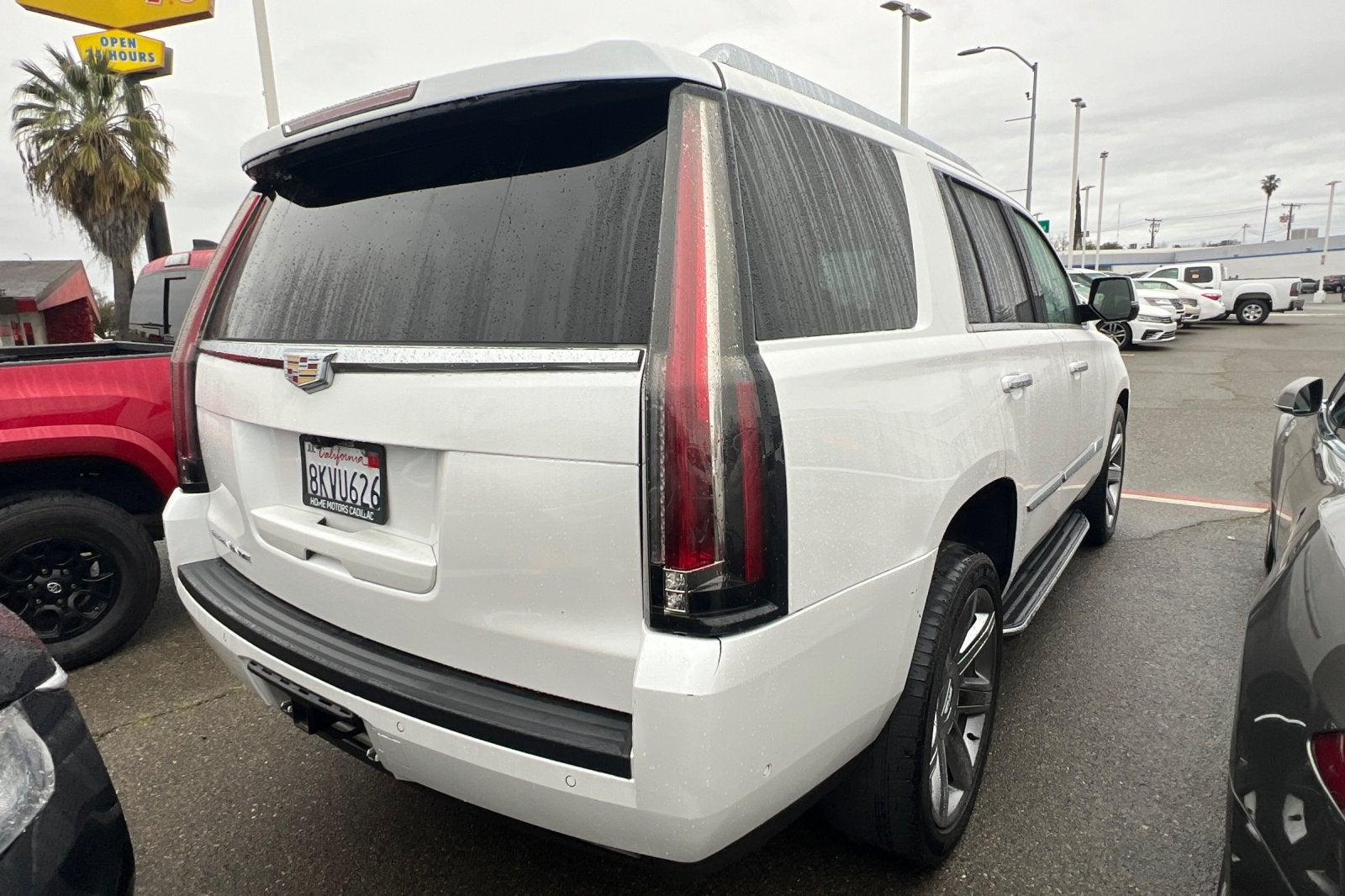 2019 Cadillac Escalade Luxury