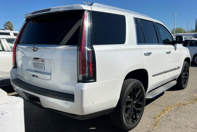 2017 Cadillac Escalade Luxury