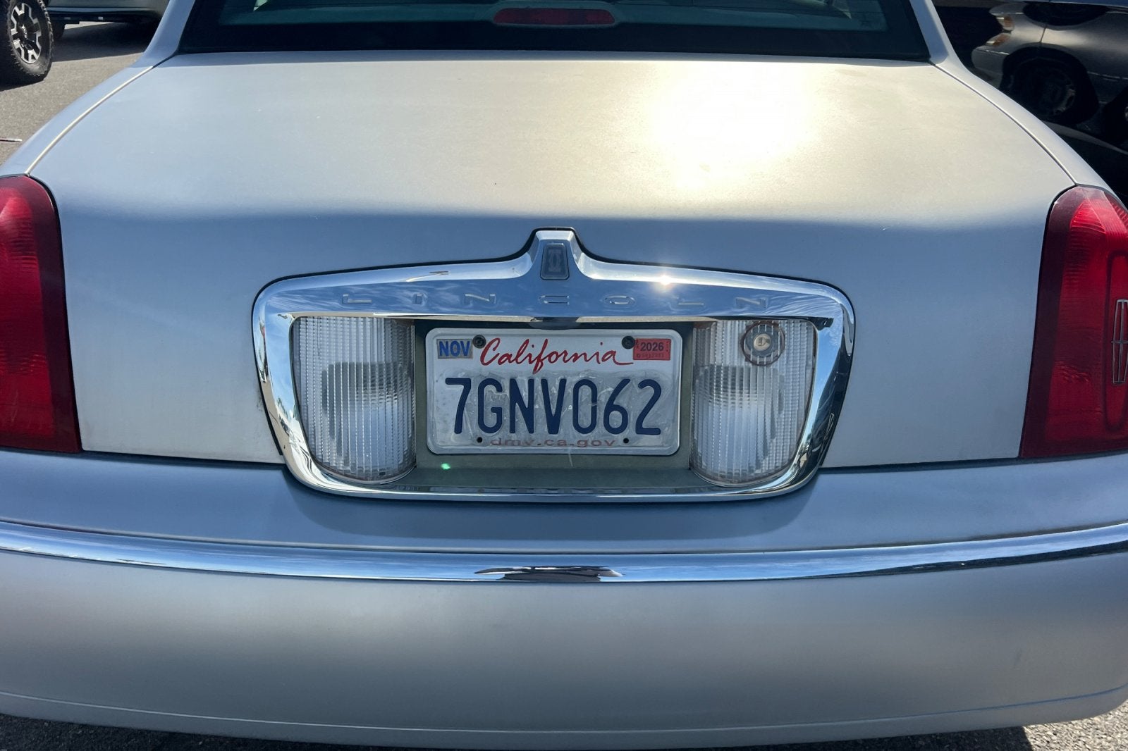 2001 Lincoln Town Car Cartier