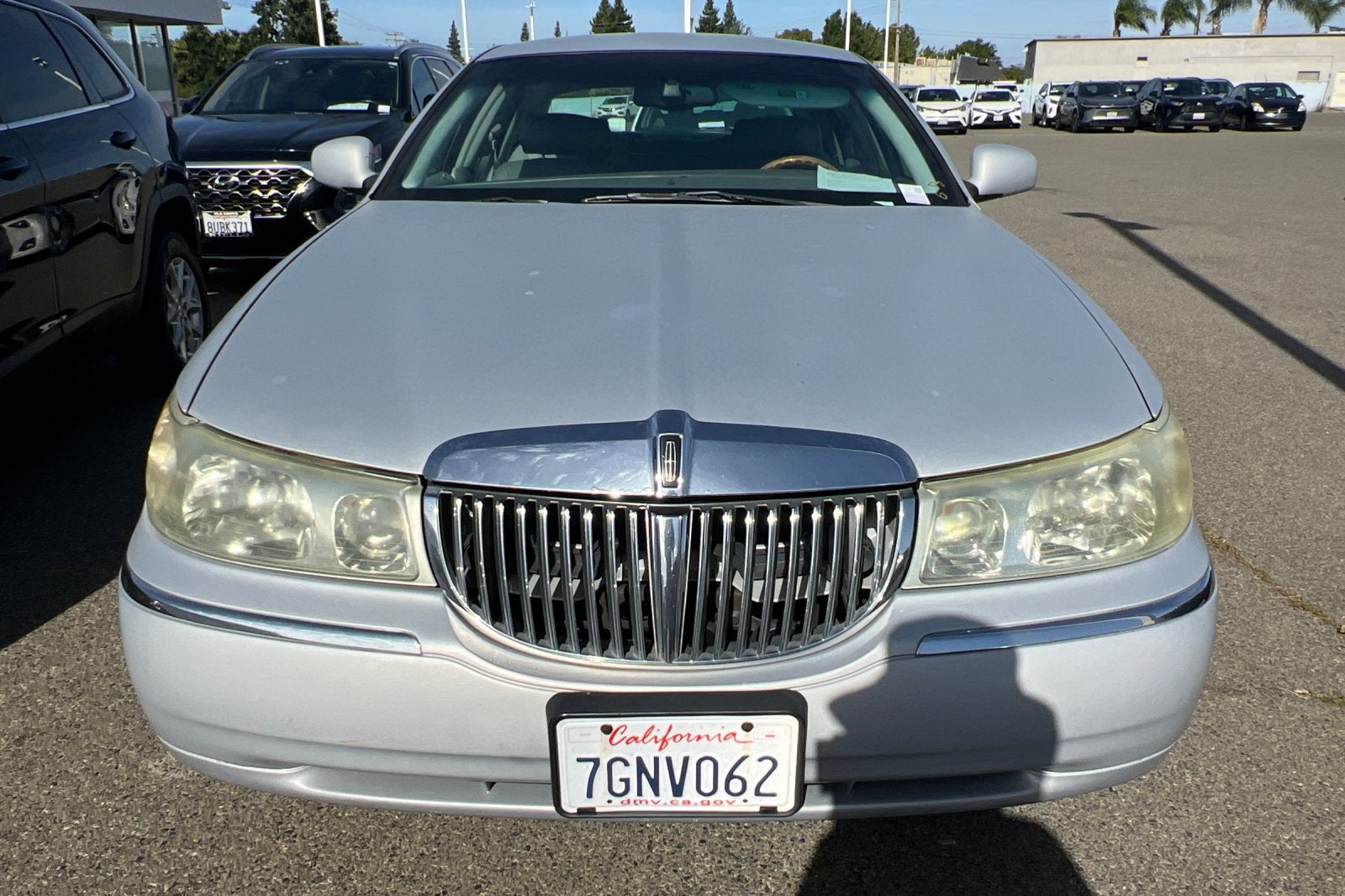 2001 Lincoln Town Car Cartier
