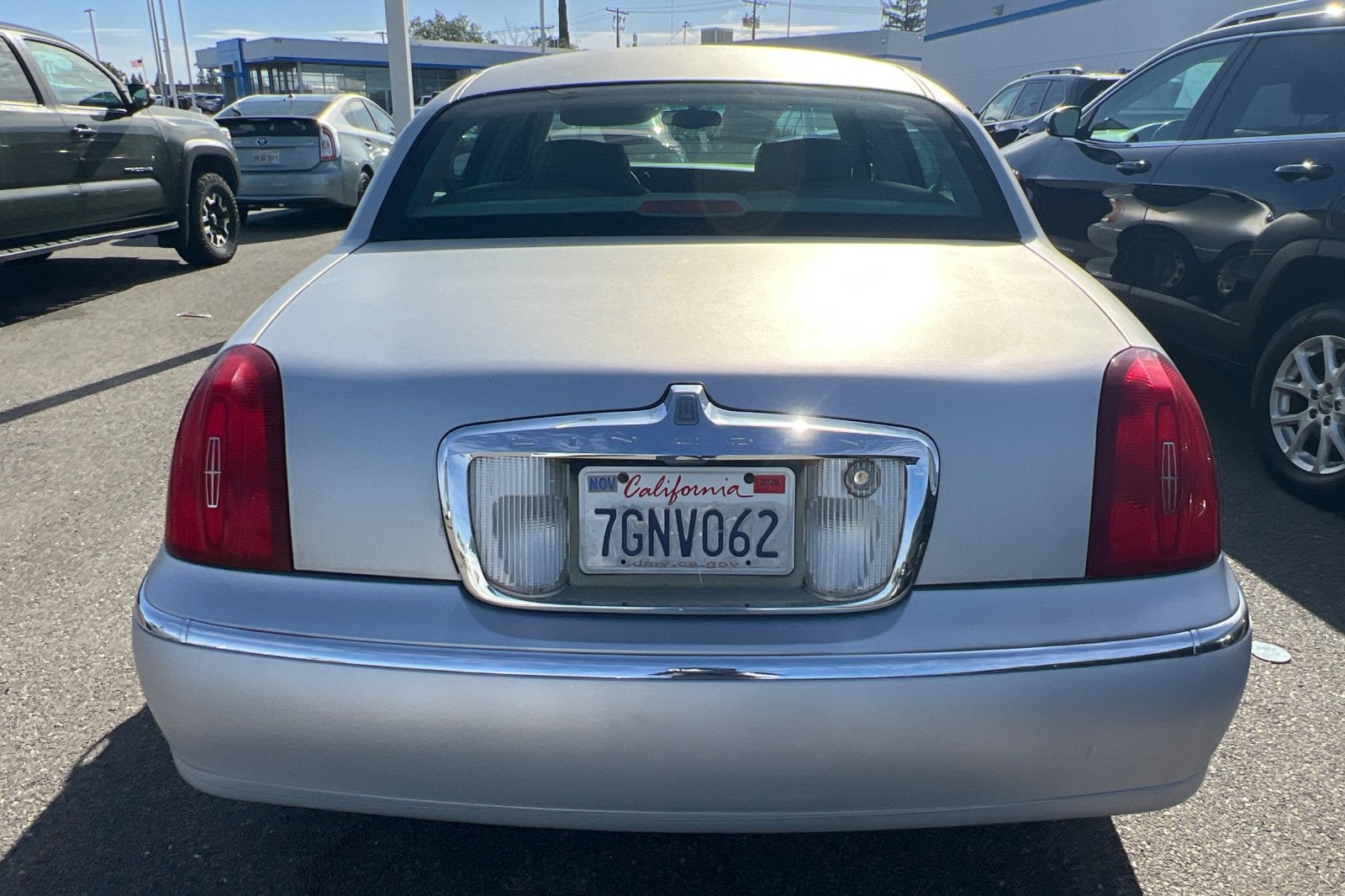 2001 Lincoln Town Car Cartier