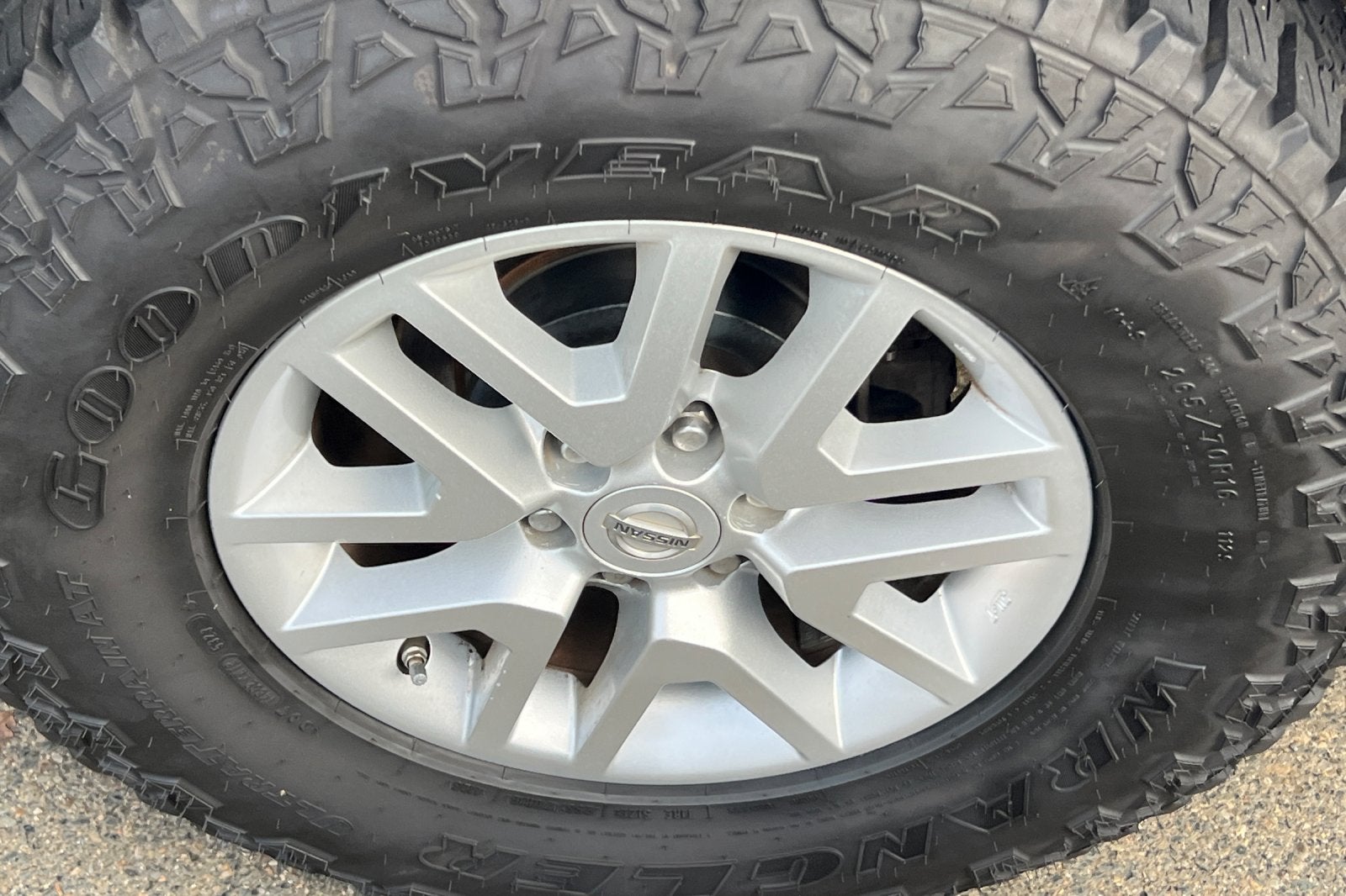 2017 Nissan Frontier SV V6