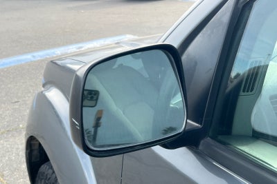 2017 Nissan Frontier SV V6