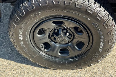 2012 Nissan Frontier S