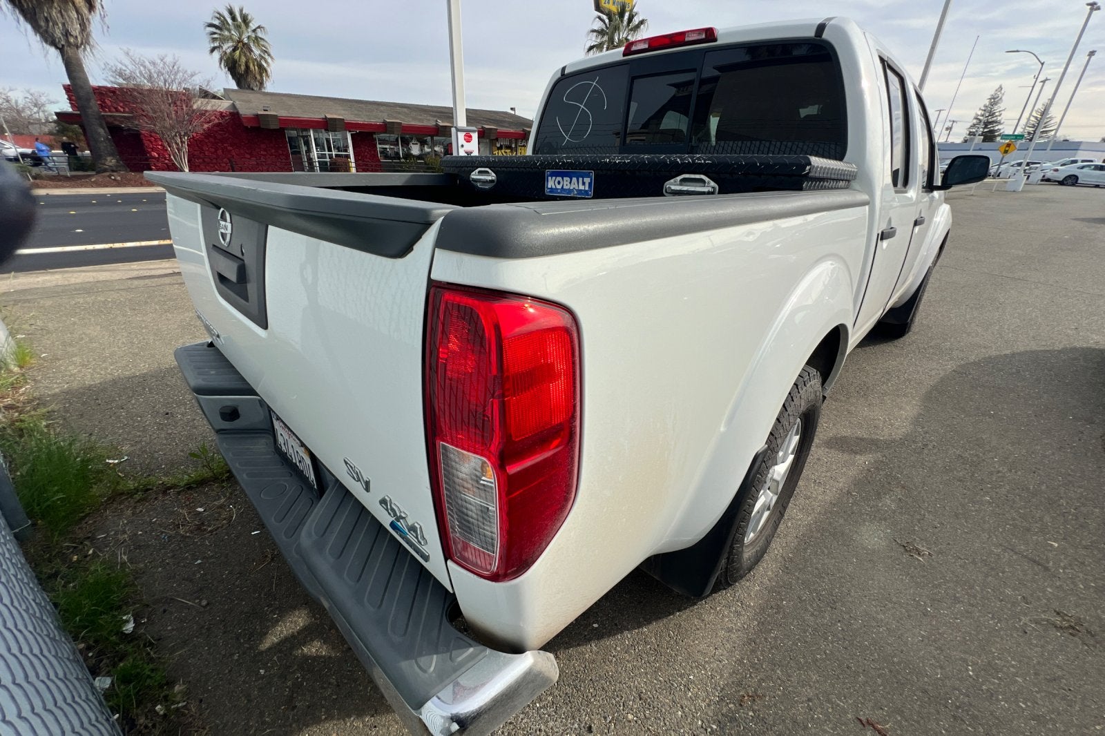 2019 Nissan Frontier Base
