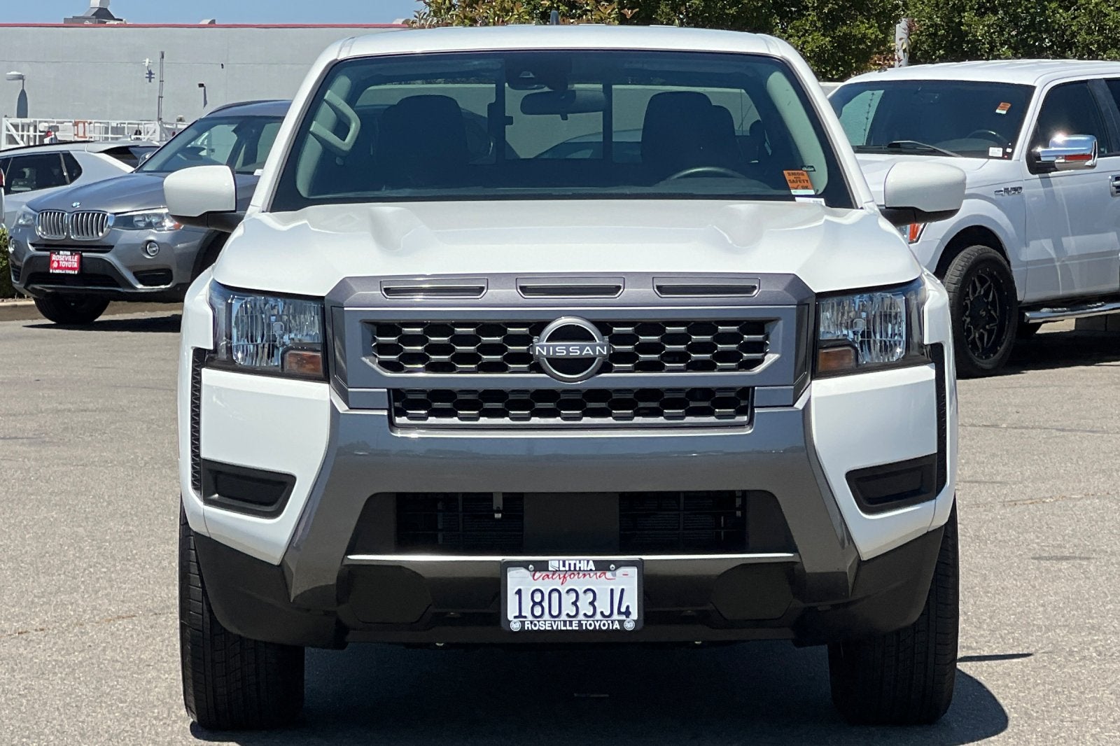 2025 Nissan Frontier SV