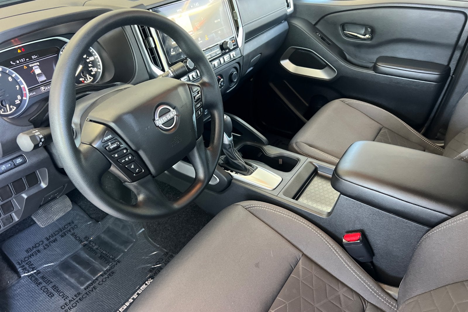 2025 Nissan Frontier SV