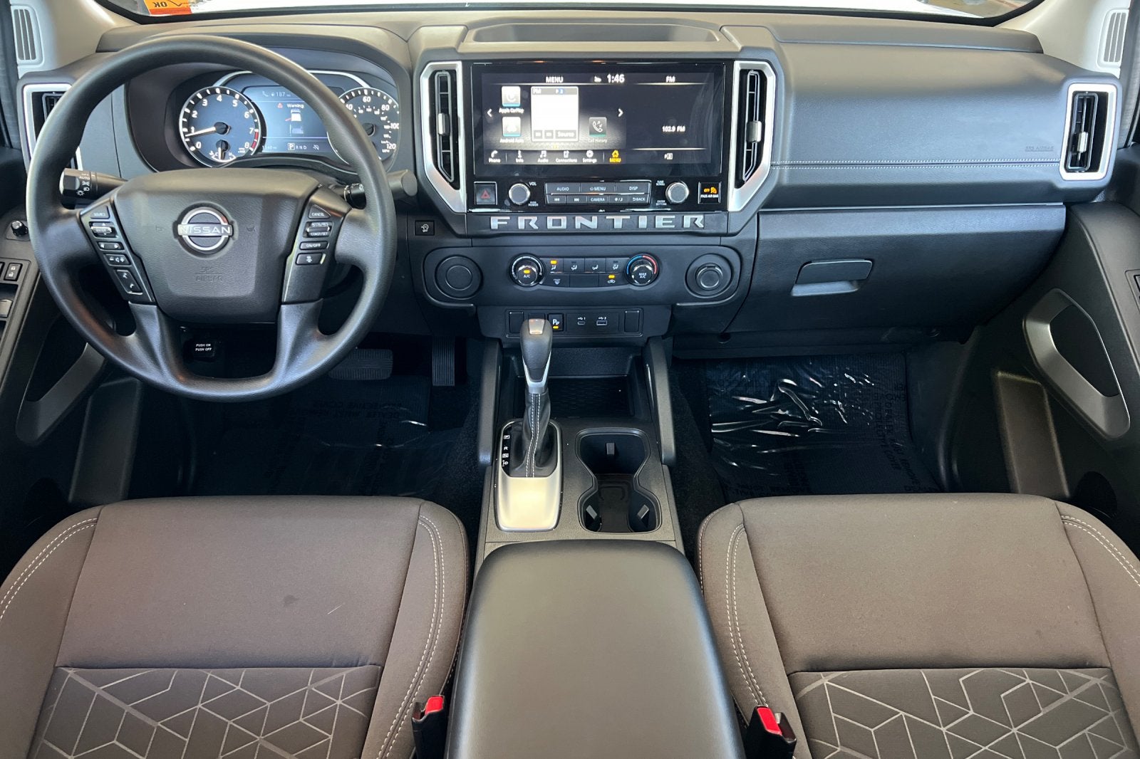 2025 Nissan Frontier SV
