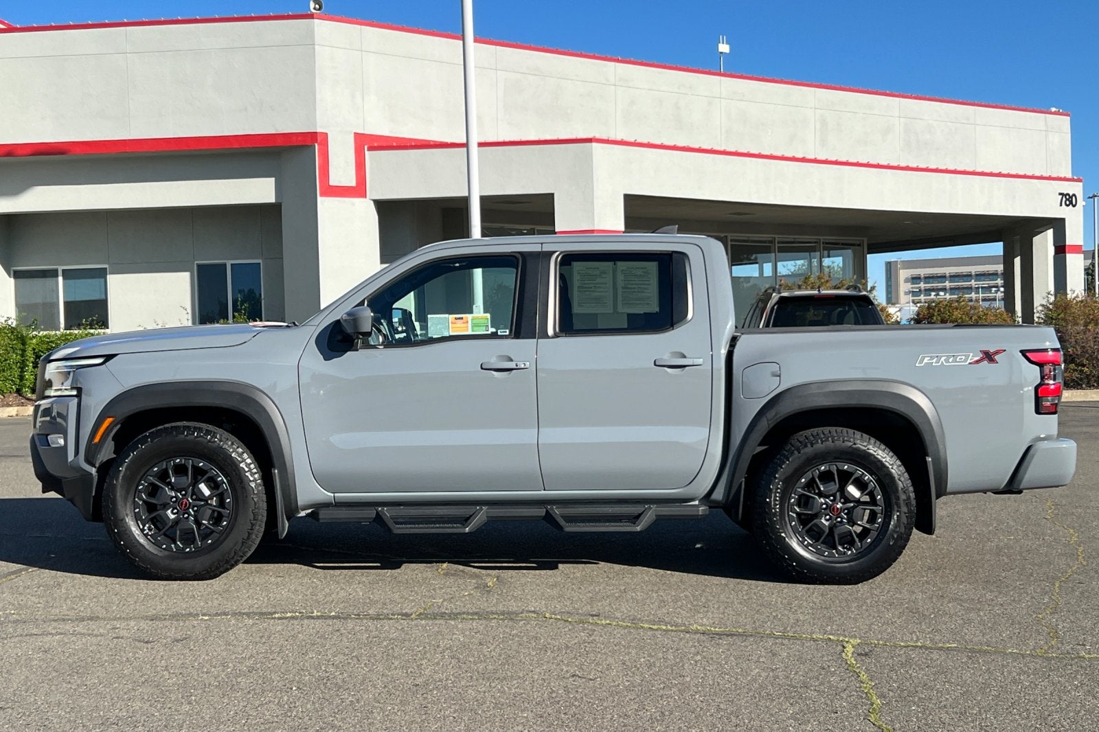 2022 Nissan Frontier PRO-X