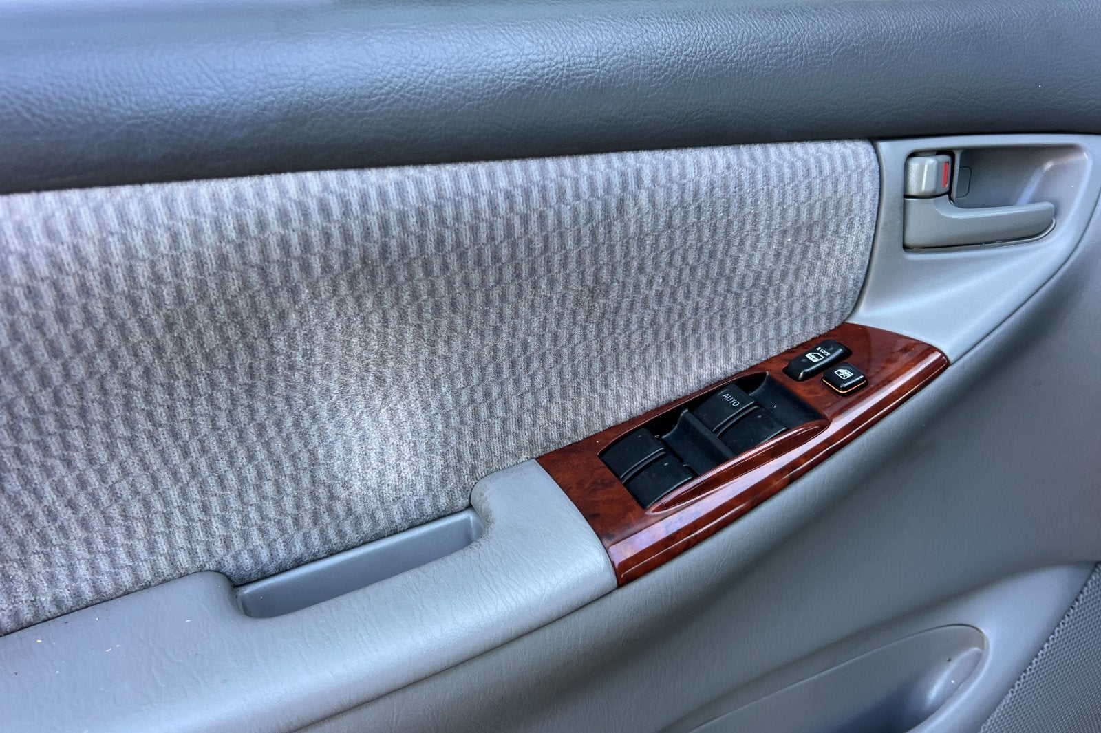 2006 Toyota Corolla LE