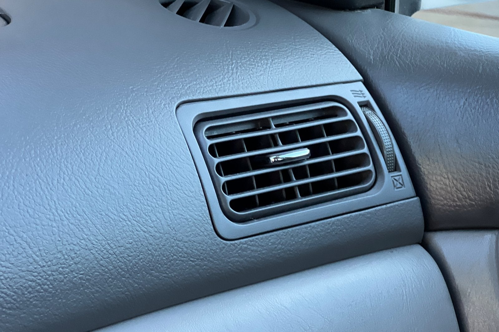 2006 Toyota Corolla LE