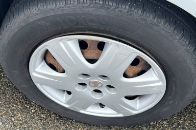 2005 Toyota Corolla LE