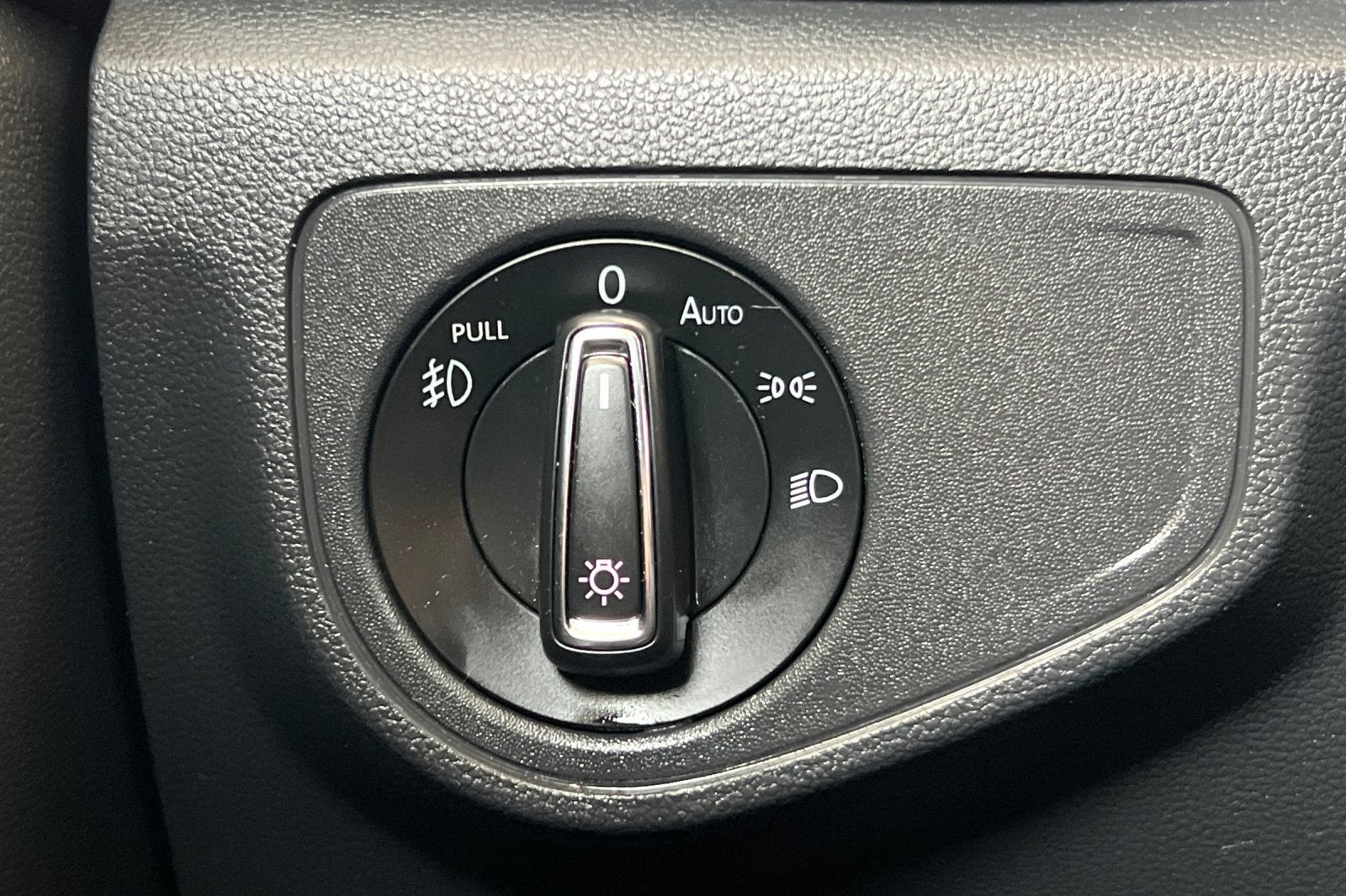 2018 Volkswagen Atlas 3.6L V6 SEL Premium