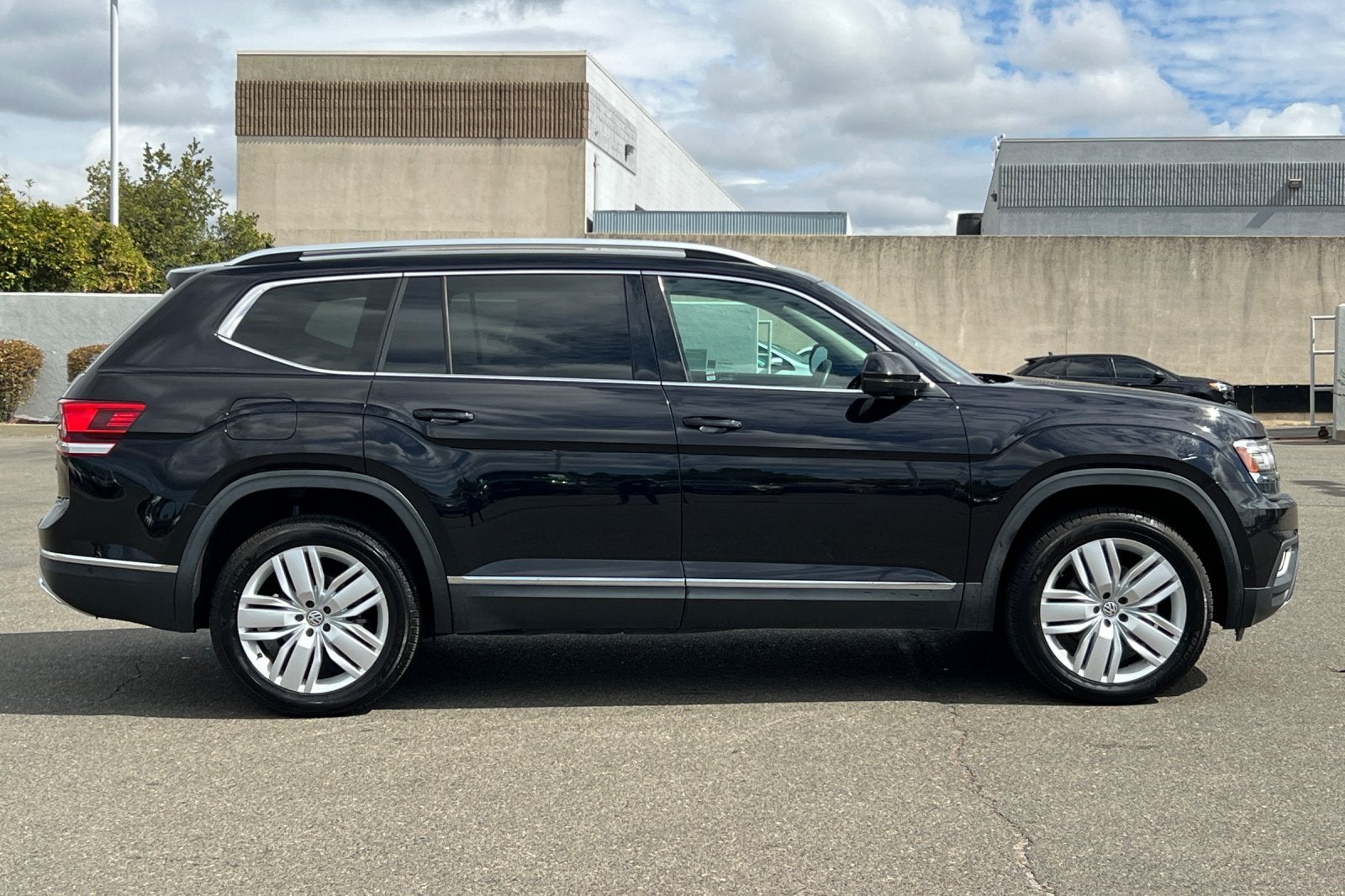 2018 Volkswagen Atlas 3.6L V6 SEL Premium