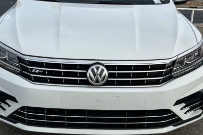 2017 Volkswagen Passat R-Line w/Comfort Pkg