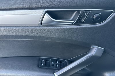 2019 Volkswagen Passat 2.0T Wolfsburg Edition