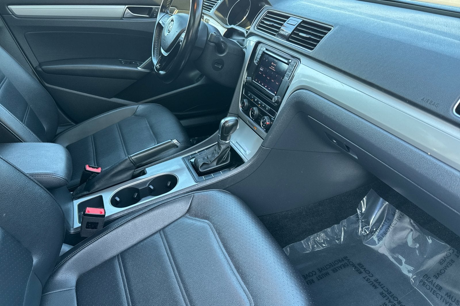 2019 Volkswagen Passat 2.0T Wolfsburg Edition