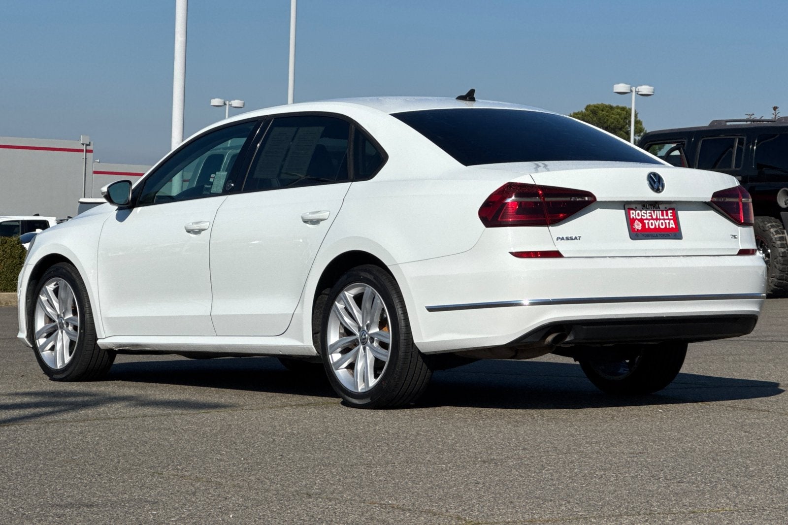 2019 Volkswagen Passat 2.0T Wolfsburg Edition