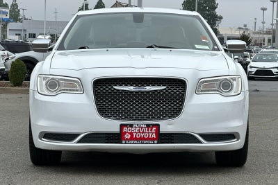 2018 Chrysler 300 Touring