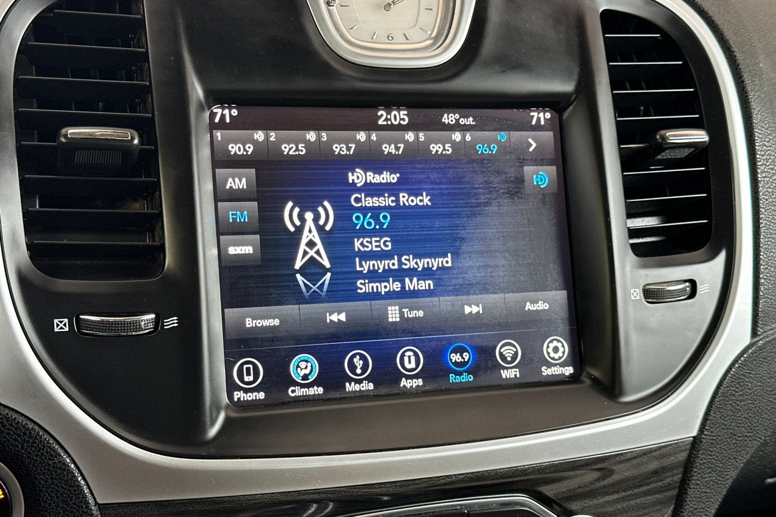 2018 Chrysler 300 Touring