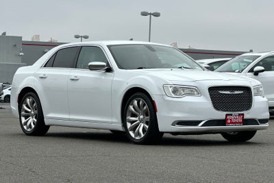 2018 Chrysler 300 Touring