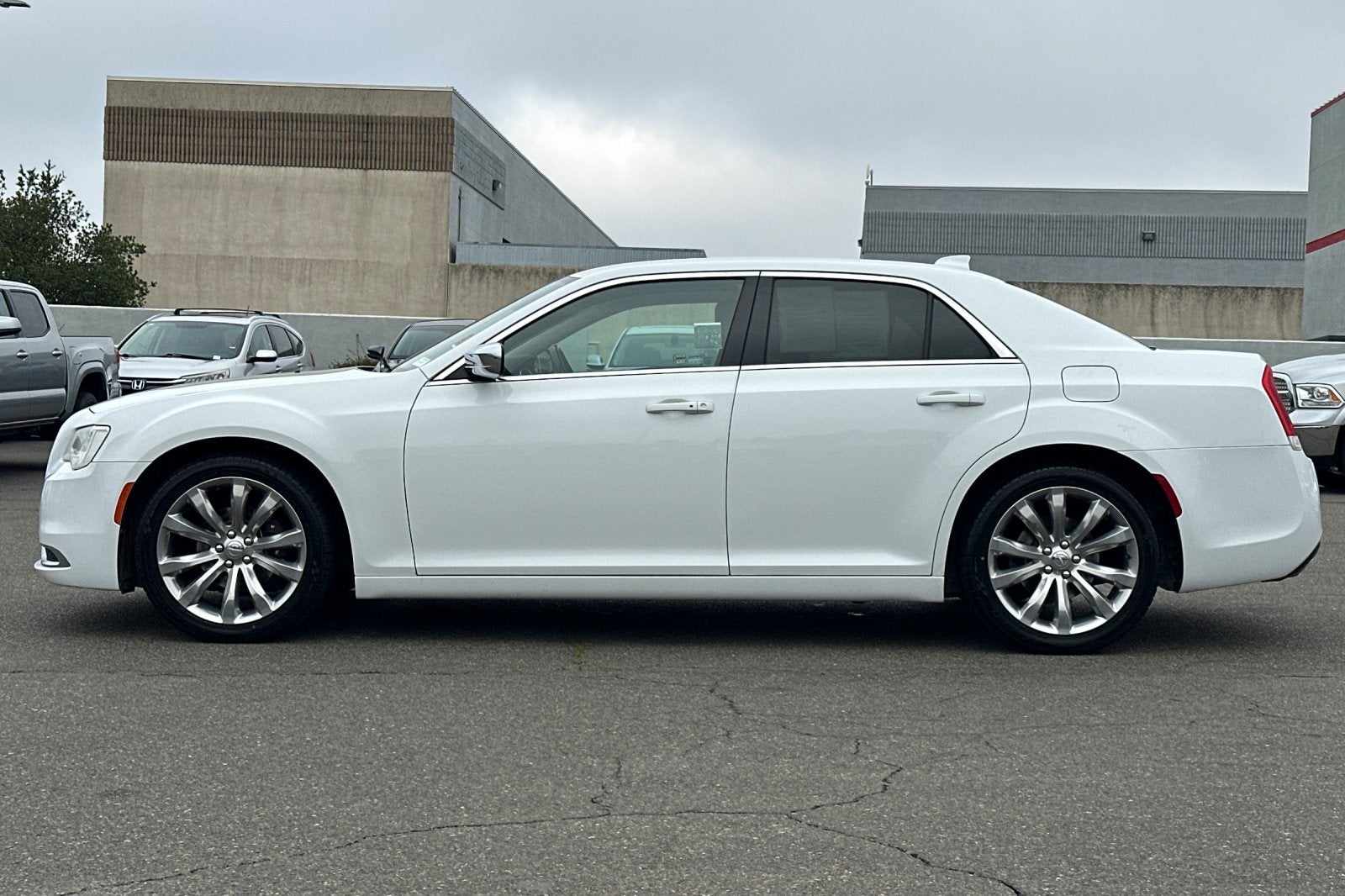 2018 Chrysler 300 Touring
