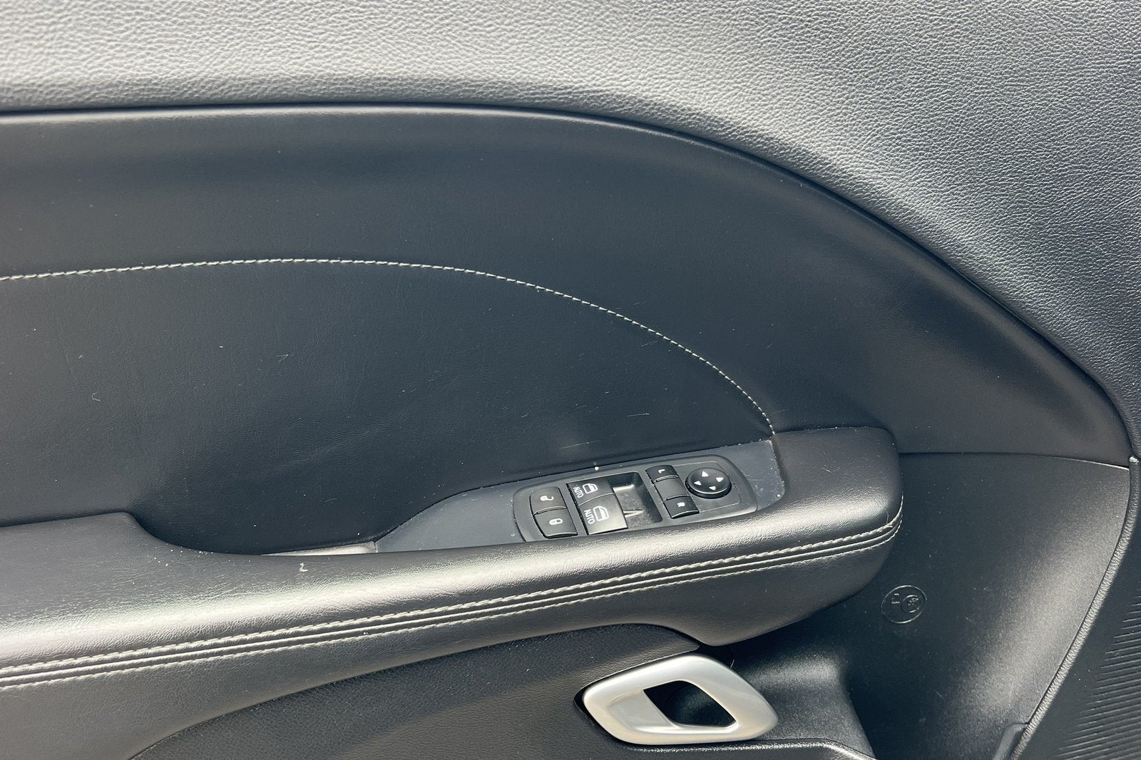 2018 Dodge Challenger SXT Plus
