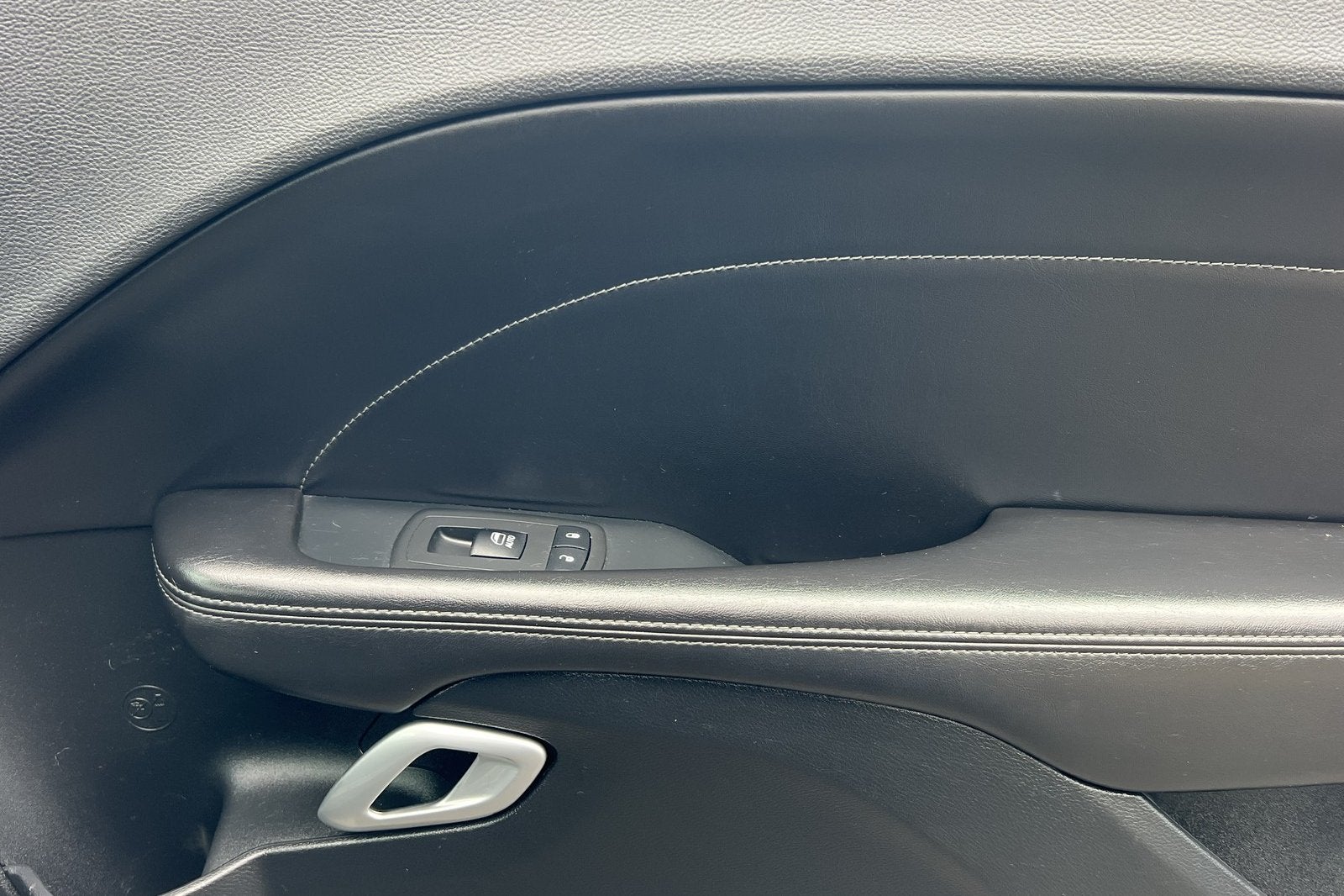 2018 Dodge Challenger SXT Plus