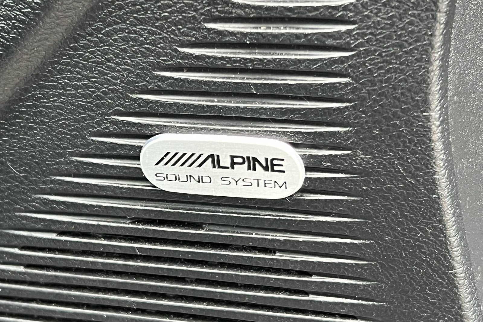 2018 Dodge Challenger SXT Plus