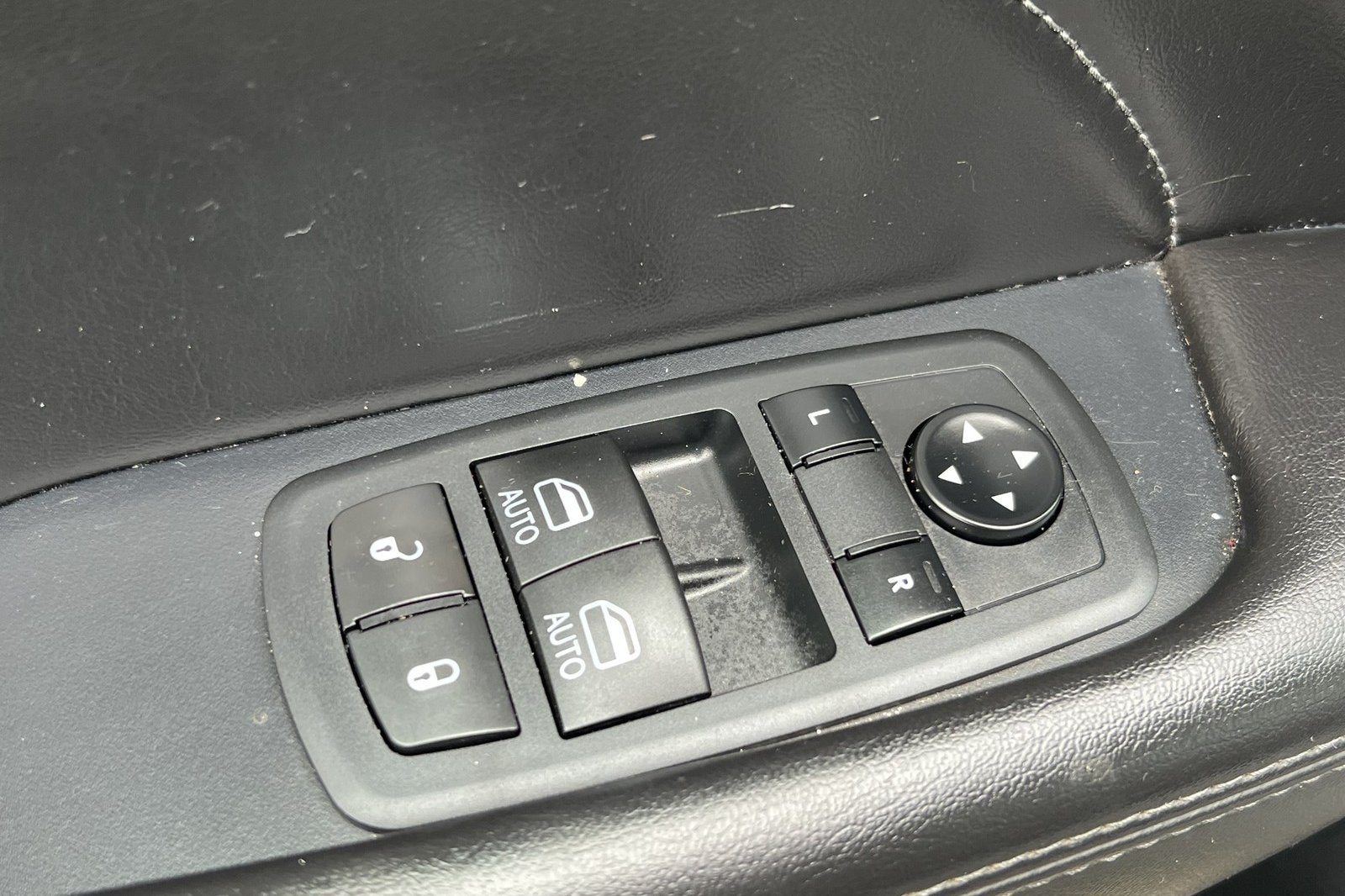 2018 Dodge Challenger SXT Plus